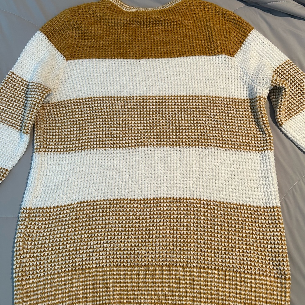 Striped Waffle Sweater in White and Mustard
